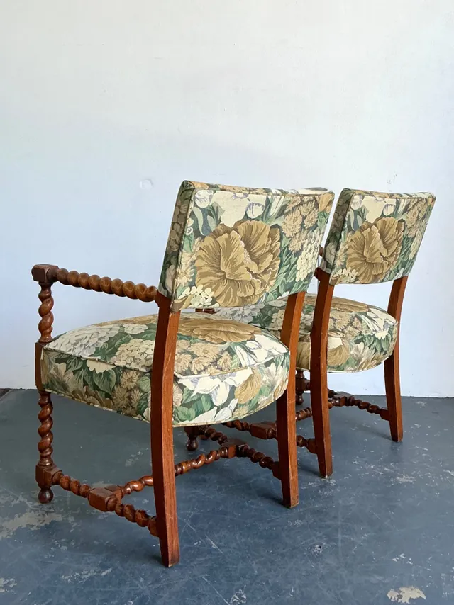 Vintage Twisted Wood Dorothy Draper Upholstered Barley Twist Armchairs — additional photo 4