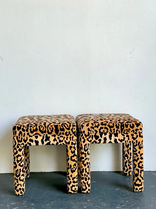 Vintage Leopard Velvet Upholstered Stools - Set of 2 — additional photo 3