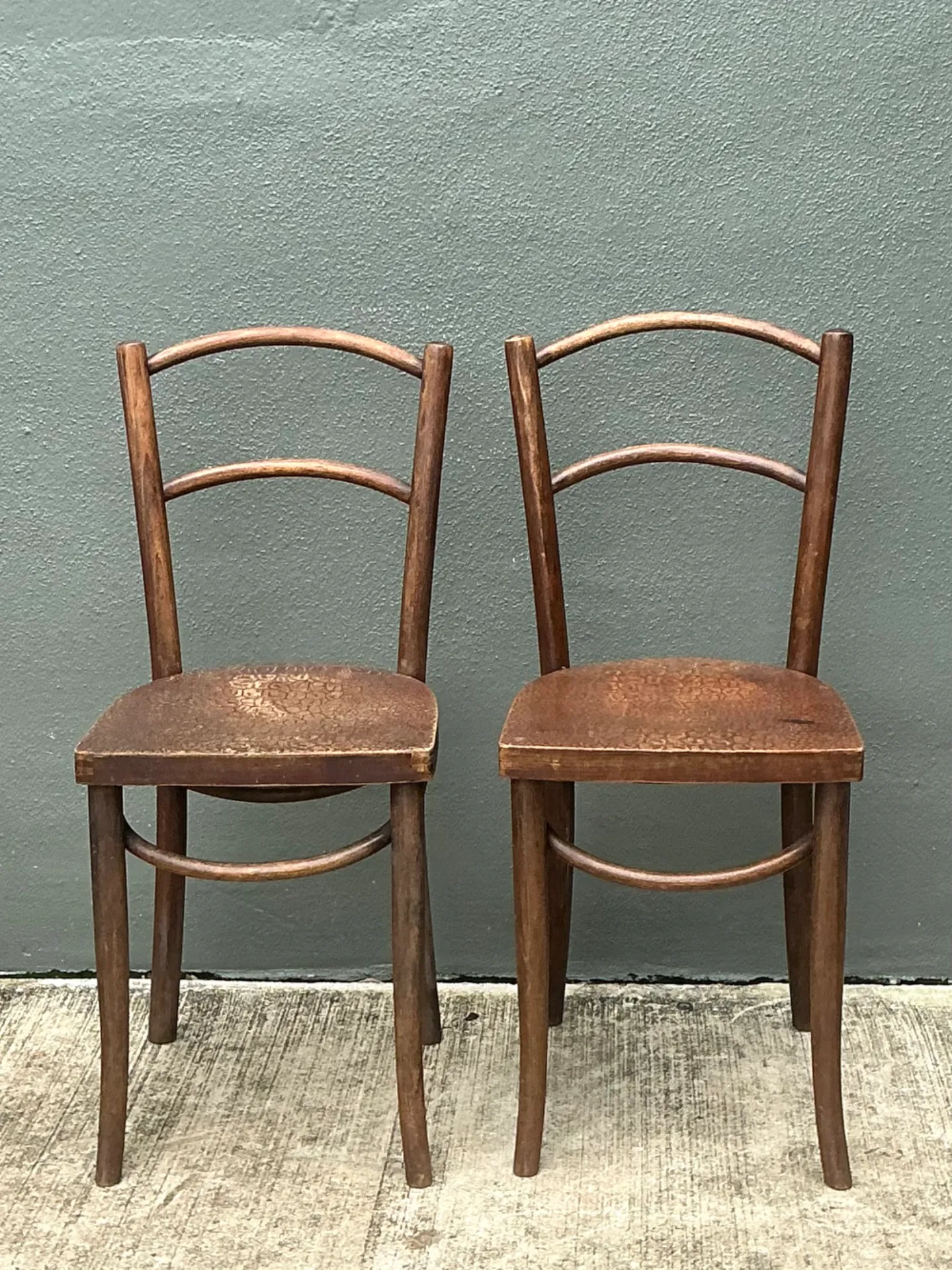 Vintage Carved Crocodile Wood Dining Chairs - A Pair — additional photo 7