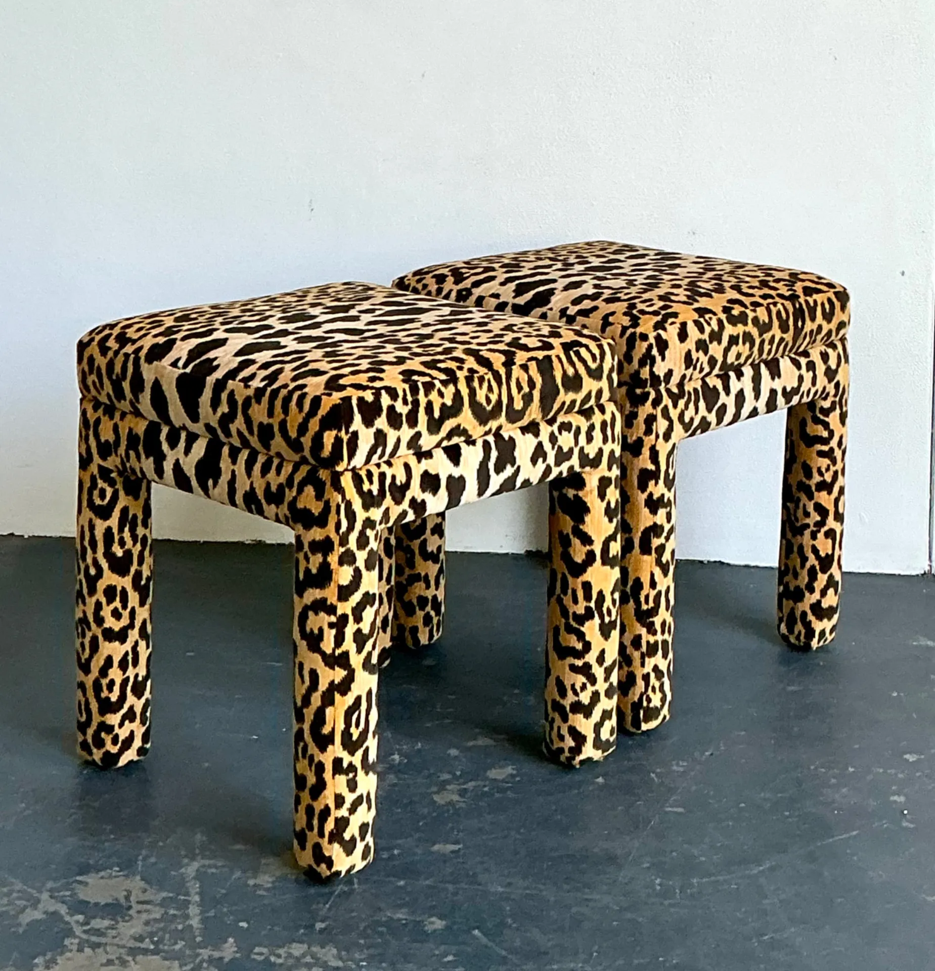 Vintage Leopard Velvet Upholstered Stools - Set of 2 — additional photo 6