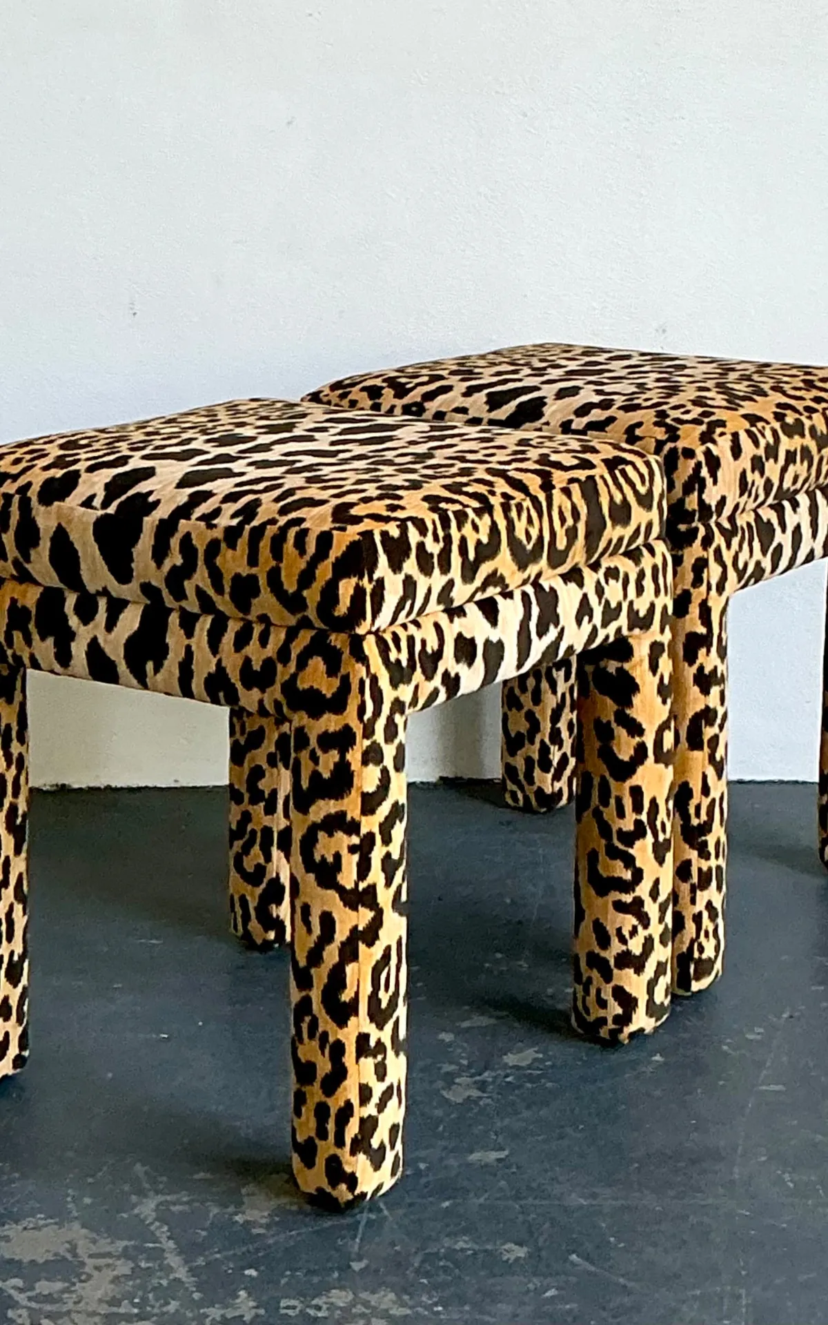 Vintage Leopard Velvet Upholstered Stools - Set of 2 — additional photo 7