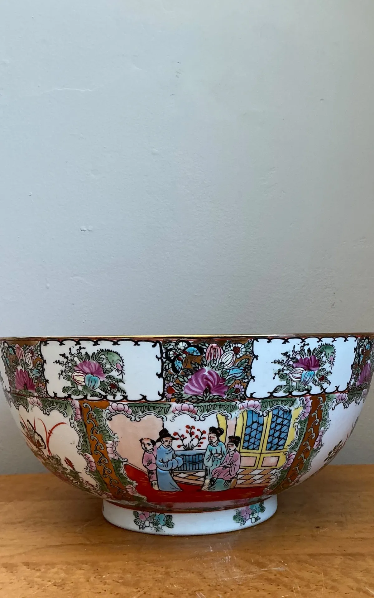 Qing Famille Rose Porcelain Decorative Bowl — additional photo 4