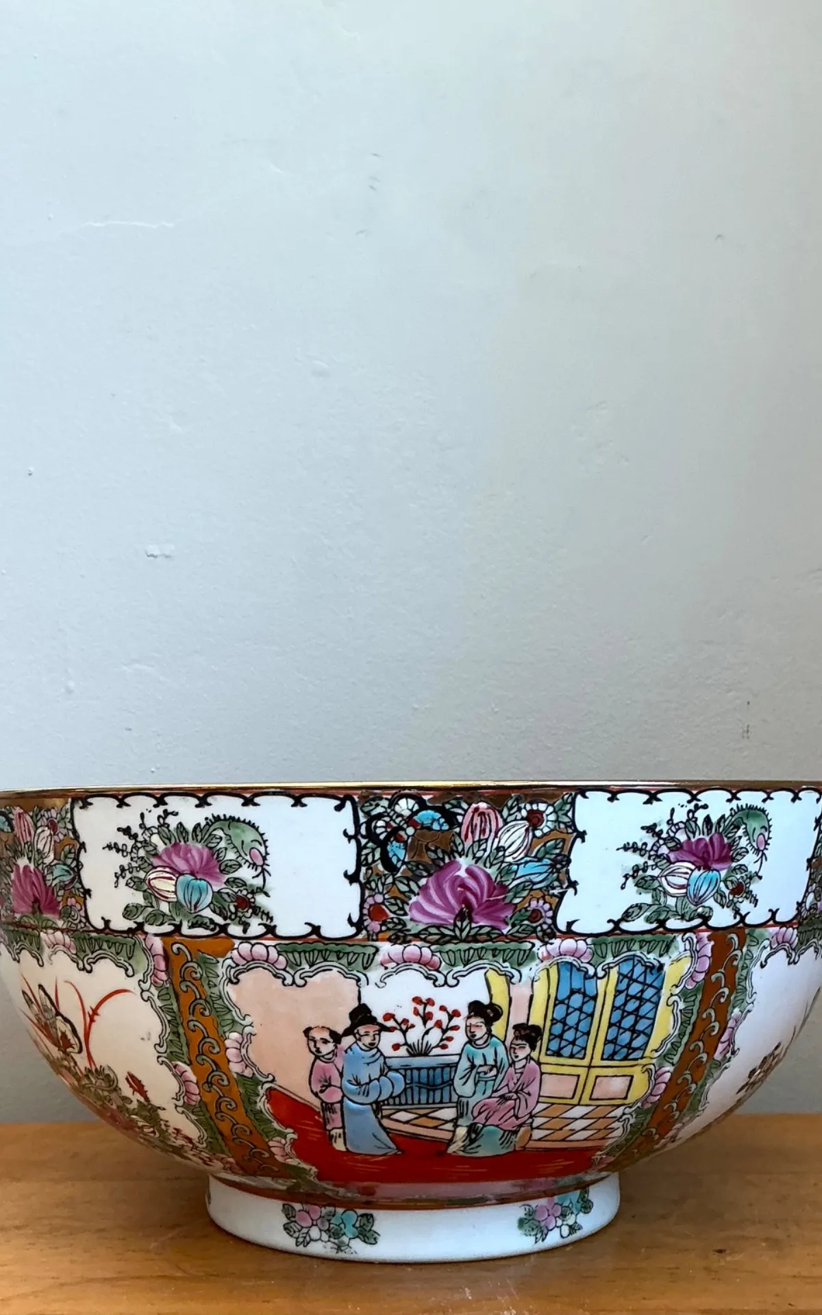 Qing Famille Rose Porcelain Decorative Bowl — additional photo 6