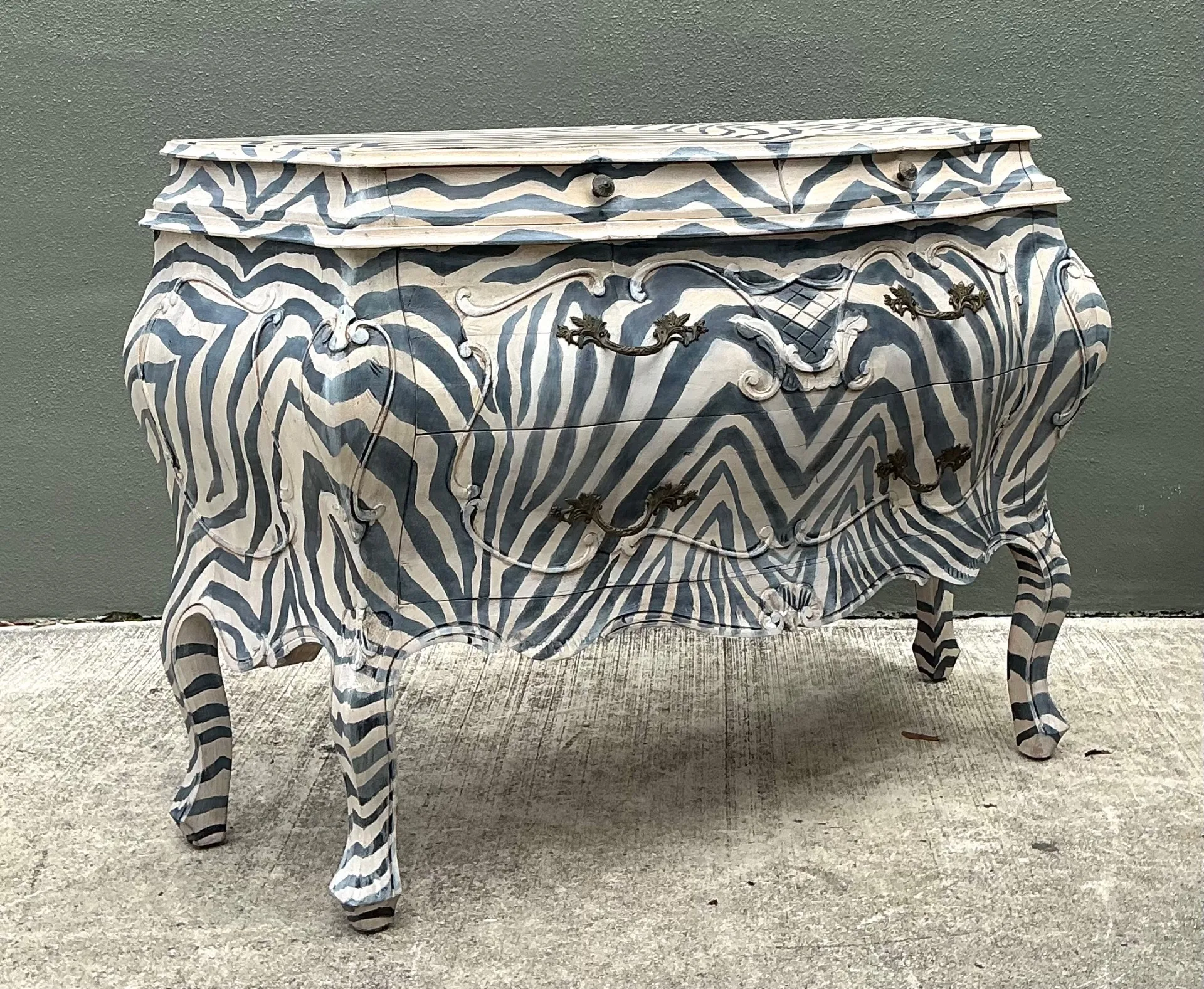Vintage Hand Painted Zebra Bombe Chest — additional photo 2