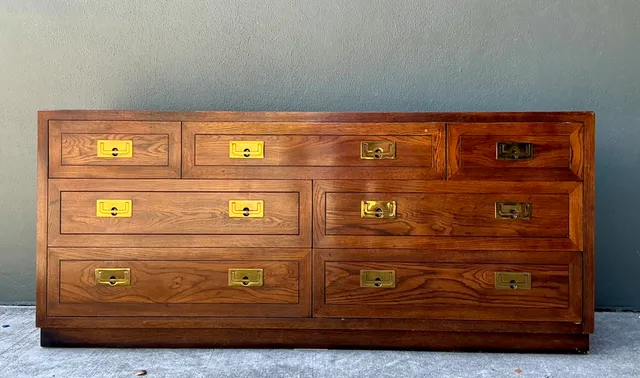 Vintage Henredon Campaign Dresser — additional photo 2