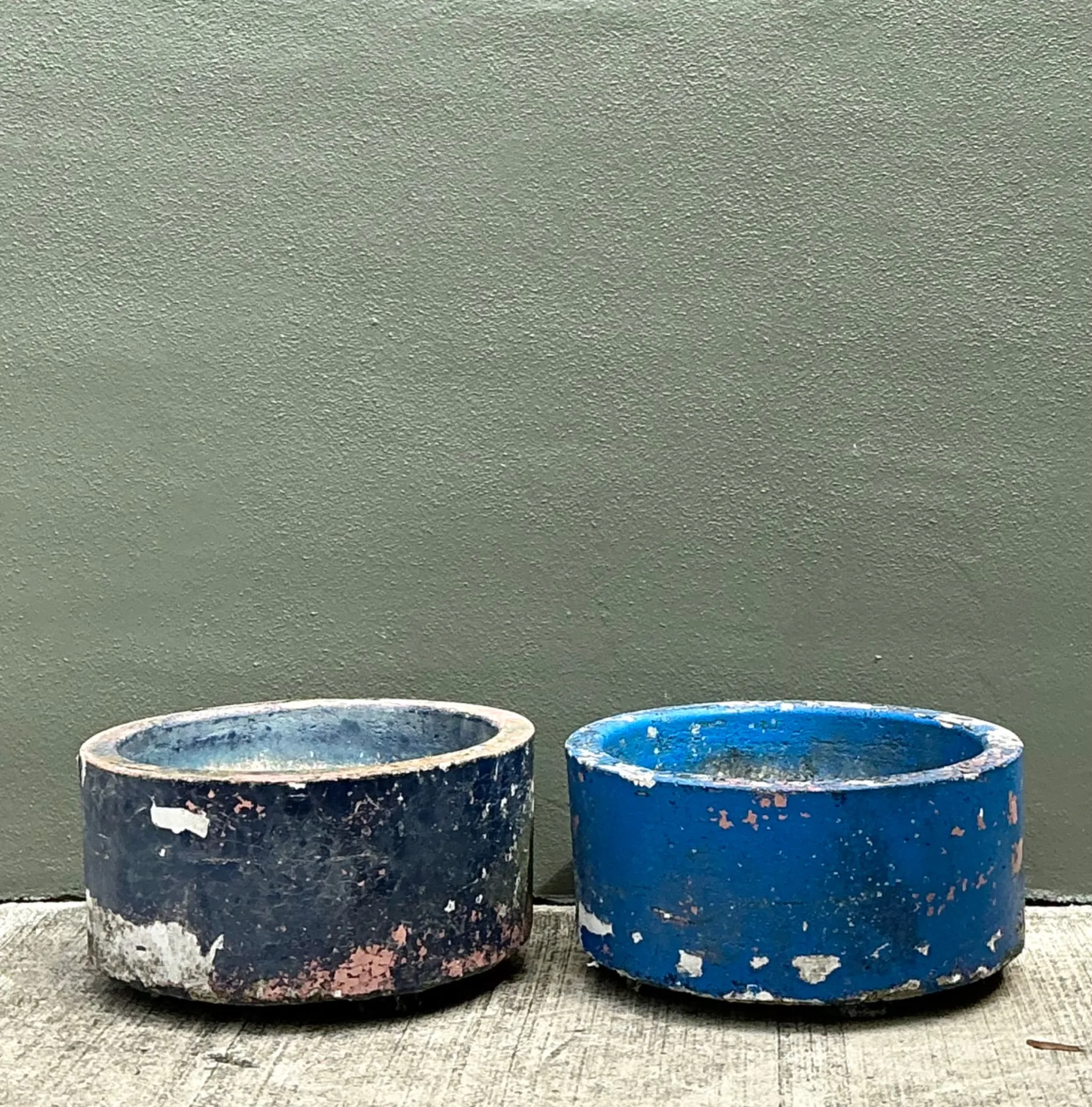 Vintage Distressed Painted Cement Planters - Set of 2 — additional photo 7