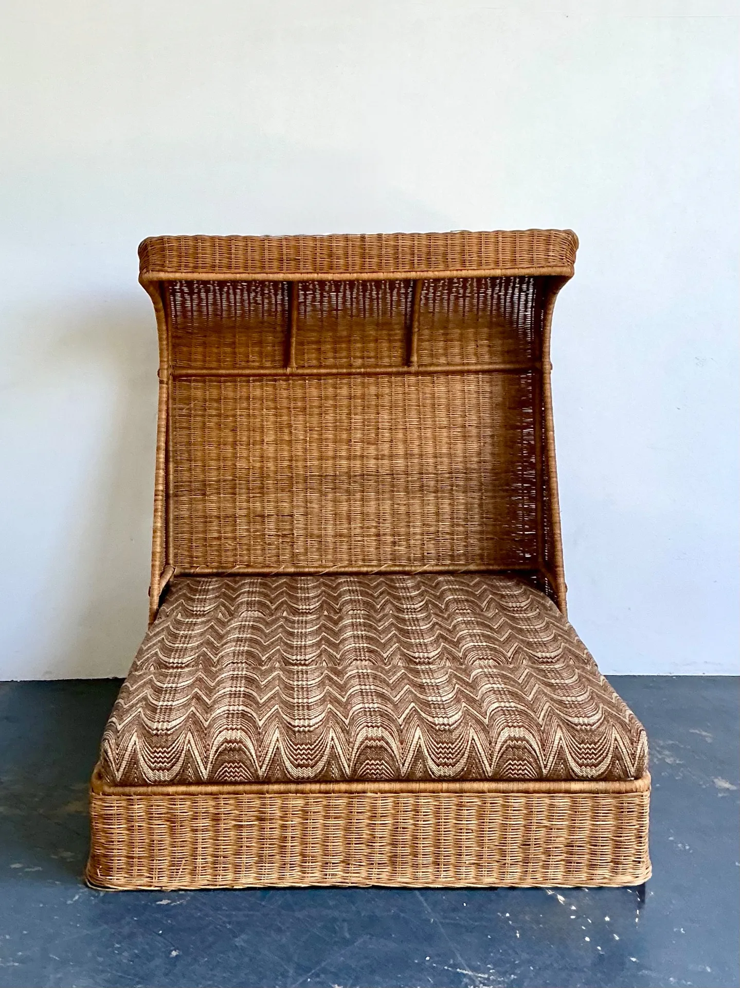 Vintage Rattan Canopy Daybed — additional photo 6