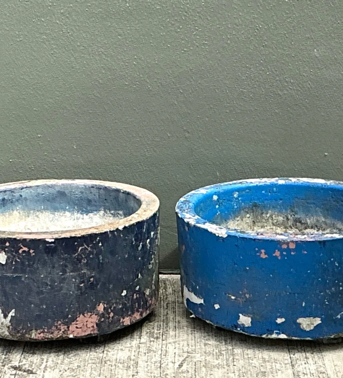 Vintage Distressed Painted Cement Planters - Set of 2 — additional photo 5