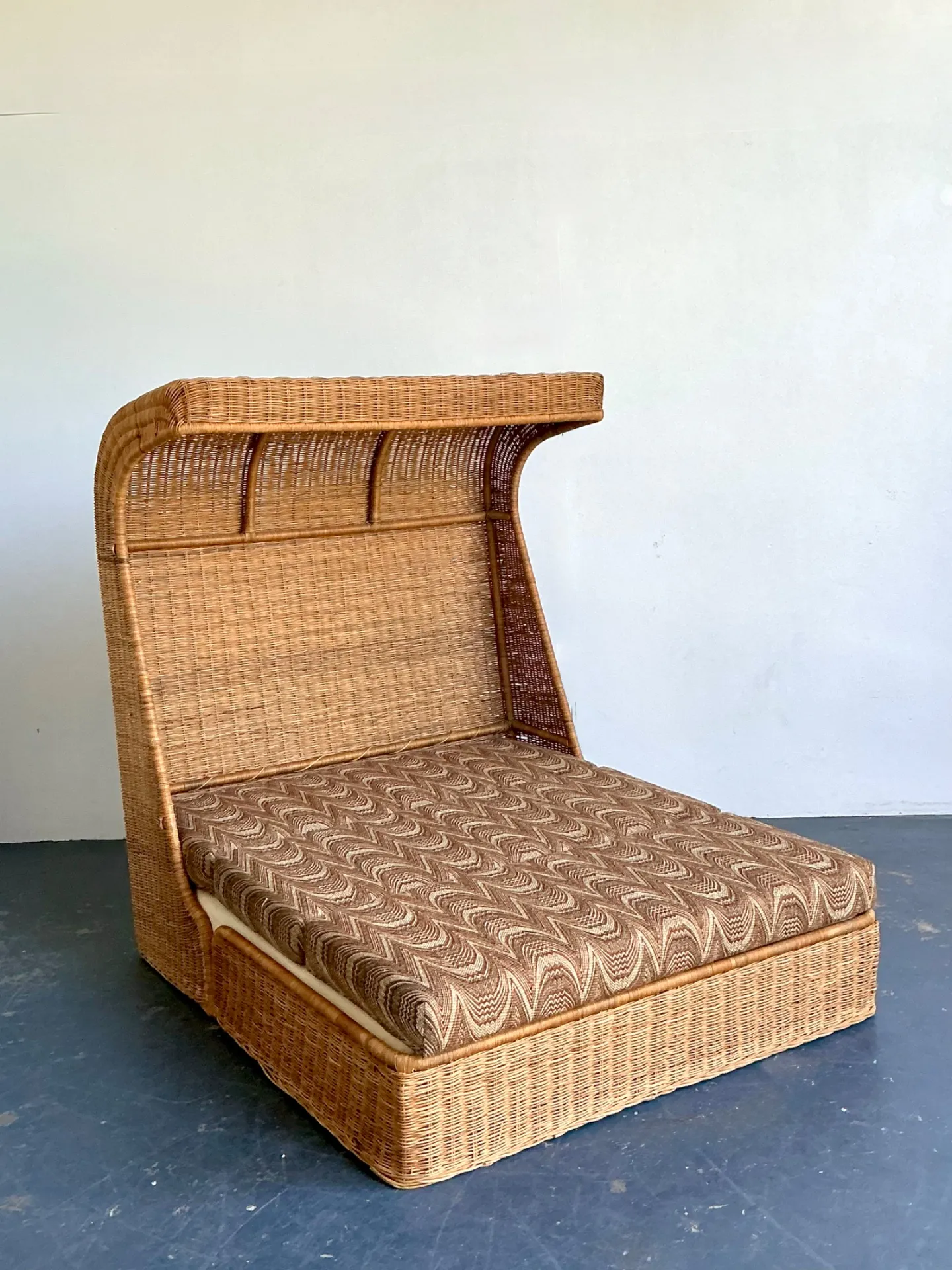 Vintage Rattan Canopy Daybed — additional photo 7