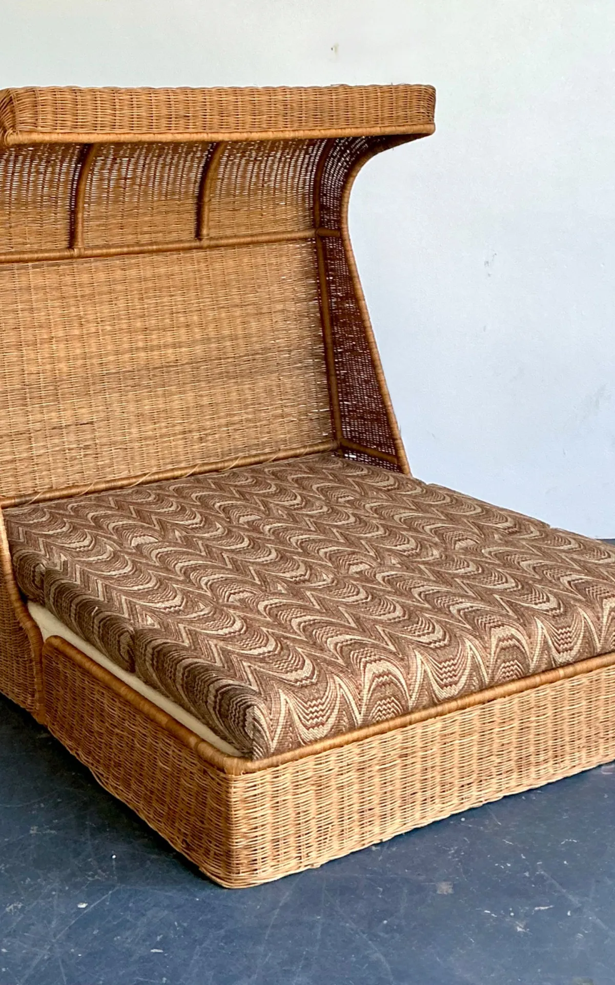 Vintage Rattan Canopy Daybed