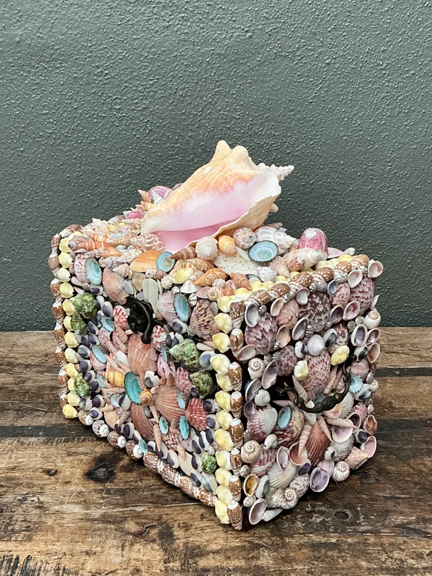 Vintage Shell Embellished Decorative Box — additional photo 7