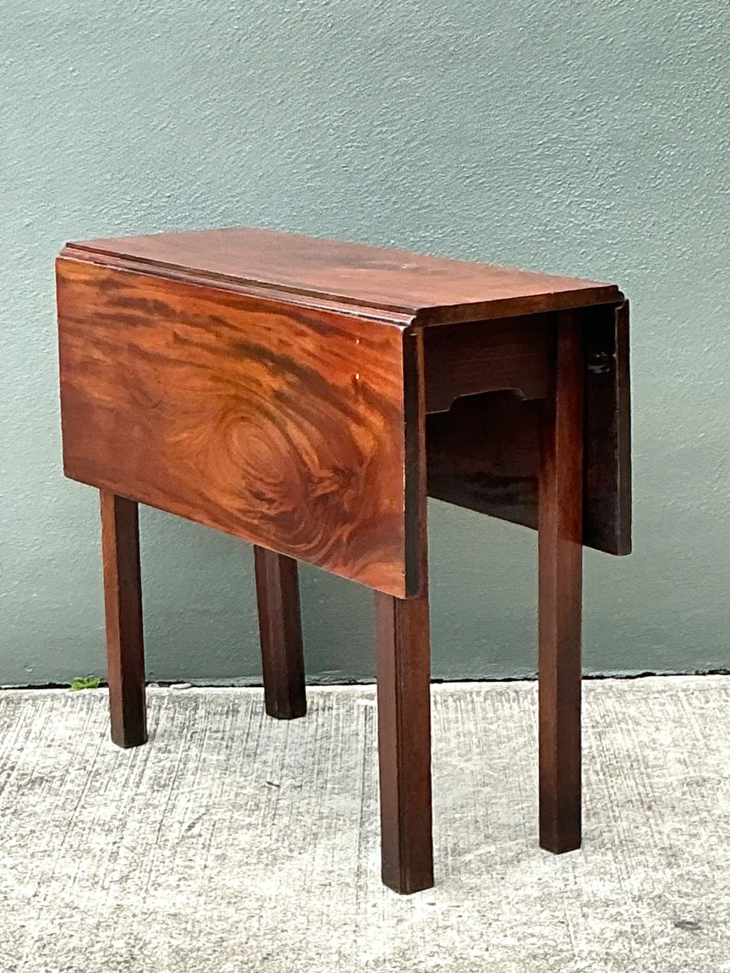 Vintage Mahogany Drop Leaf Table — additional photo 7