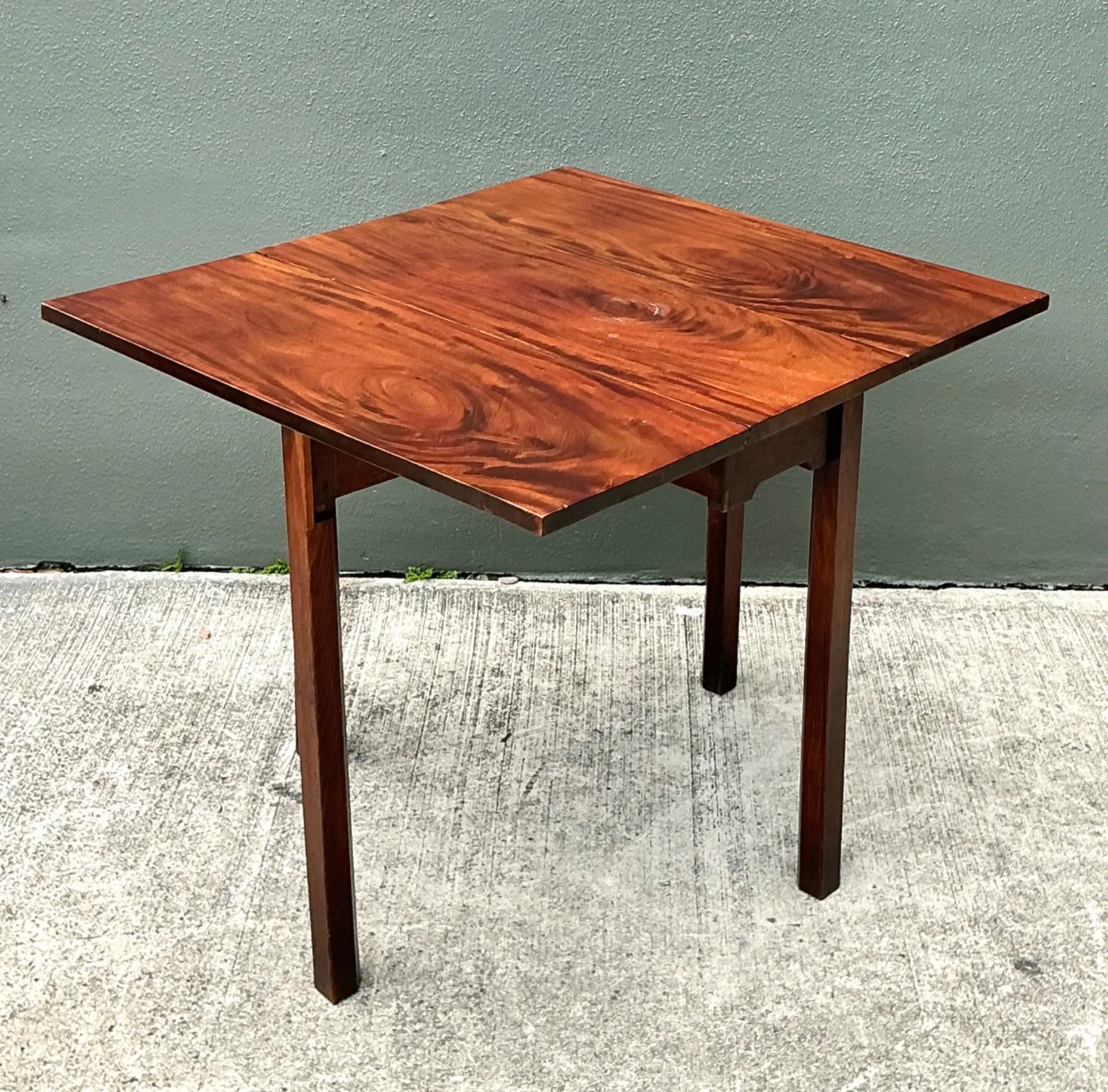 Vintage Mahogany Drop Leaf Table — additional photo 1
