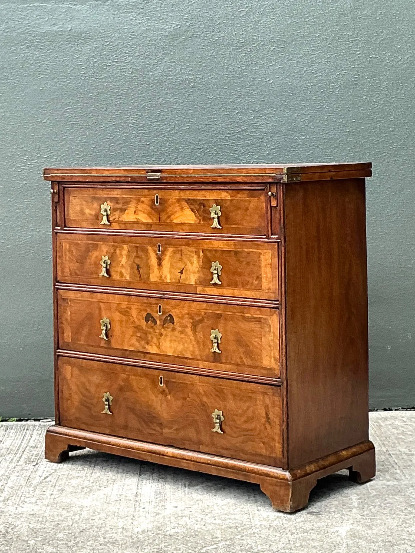 Vintage George 1st Flip Top Bachelors Chest — additional photo 4