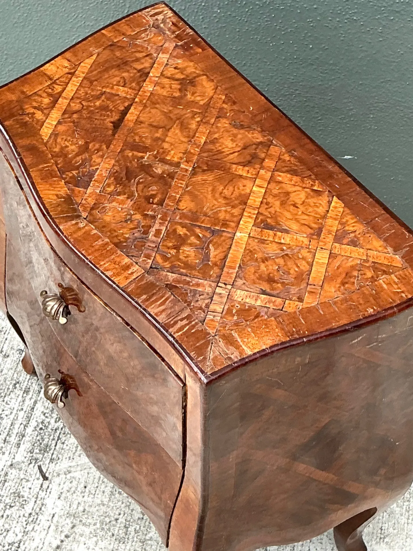 Vintage Petite Burl Wood Bombe Chest — additional photo 3