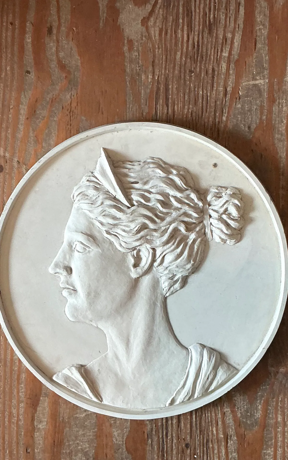 Vintage Bas Relief Portrait Of Artemis Medallion — additional photo 5