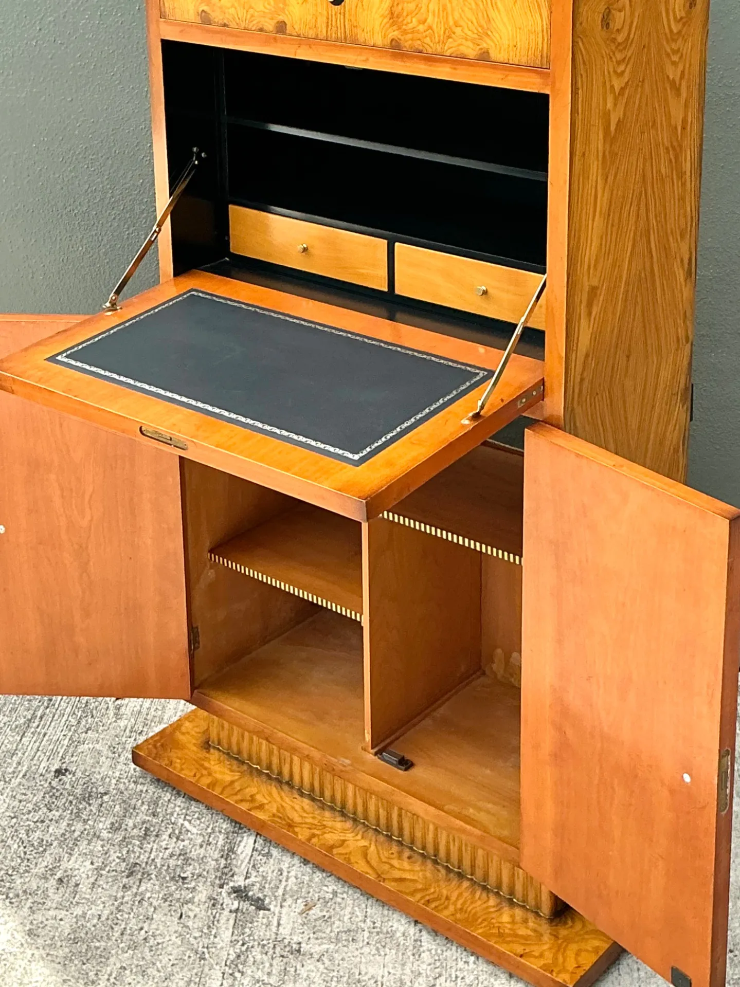 Vintage Art Deco Burlwood Secretaire Cabinet — additional photo 7