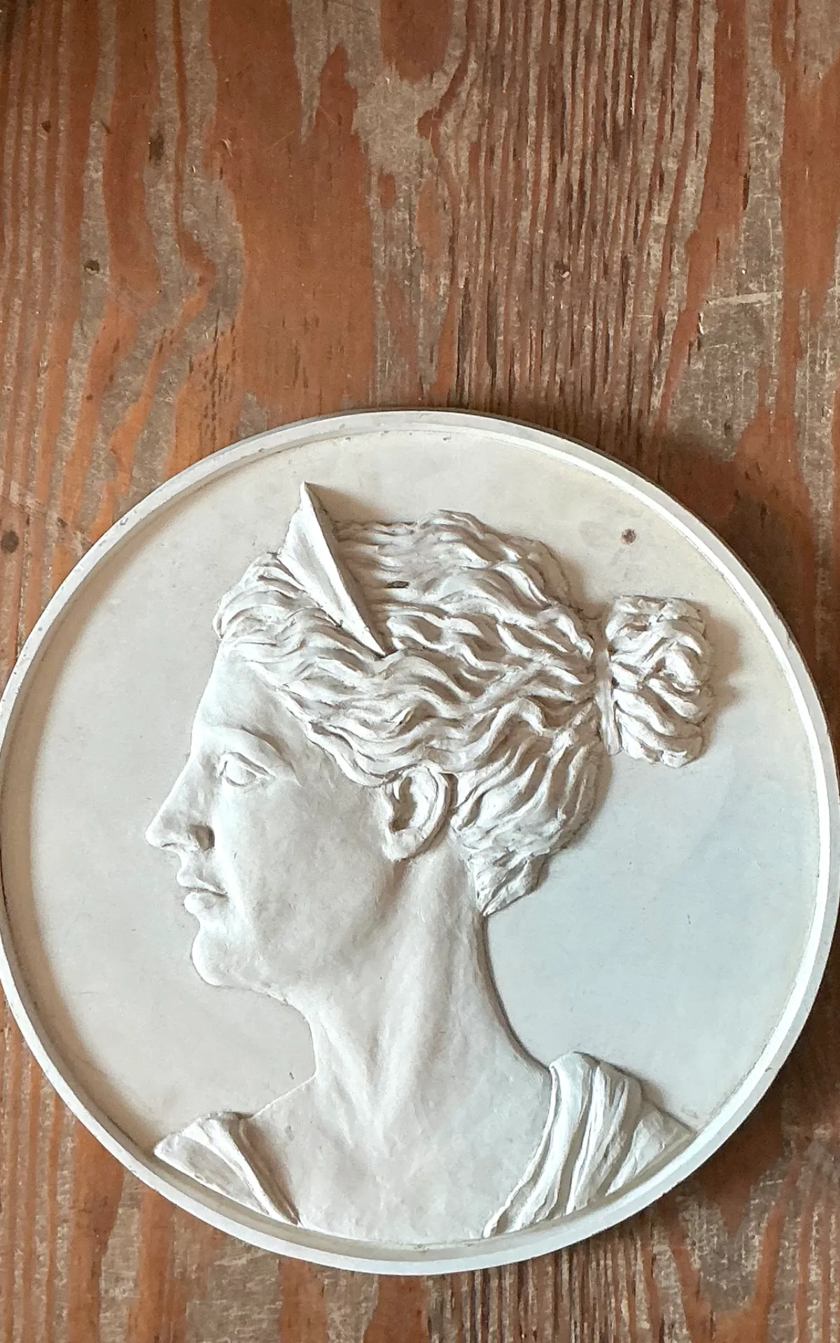 Vintage Bas Relief Portrait Of Artemis Medallion — additional photo 2