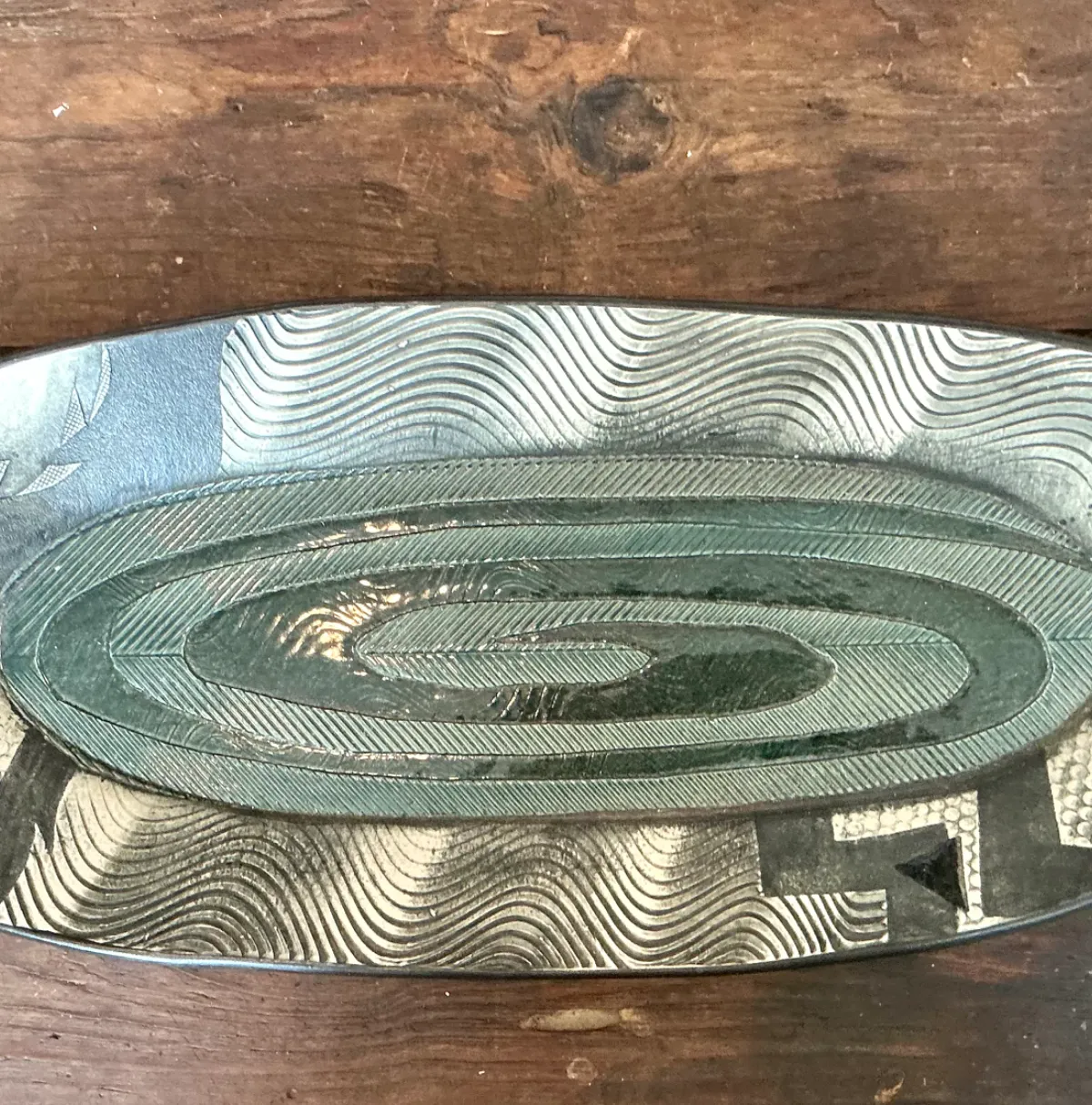Vintage Geometric Patterned Pottery Tray — additional photo 7