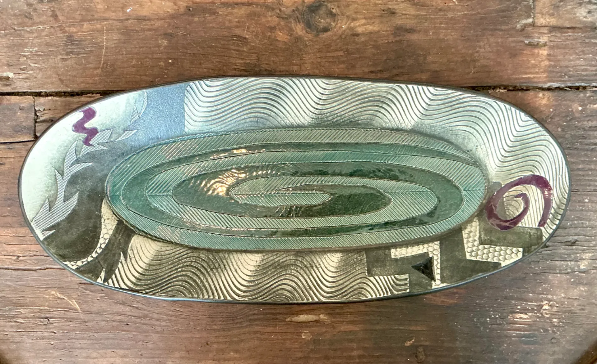 Vintage Geometric Patterned Pottery Tray — additional photo 6