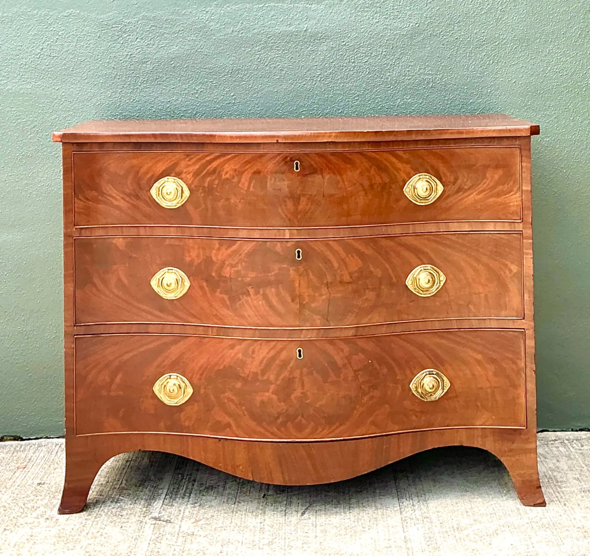 Vintage George 111 Serpentine Commode — additional photo 7