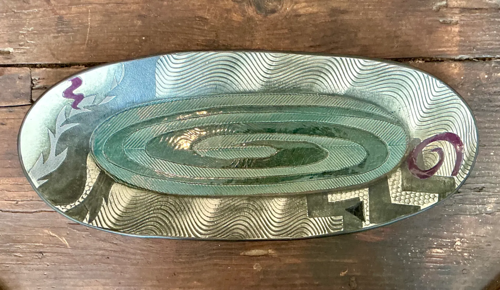 Vintage Geometric Patterned Pottery Tray — additional photo 4