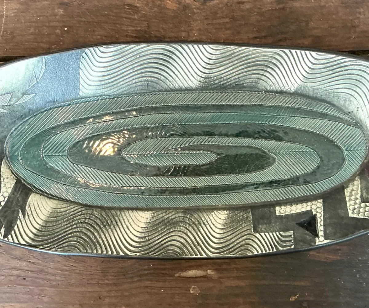 Vintage Geometric Patterned Pottery Tray — additional photo 1