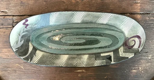 Vintage Geometric Patterned Pottery Tray — additional photo 1