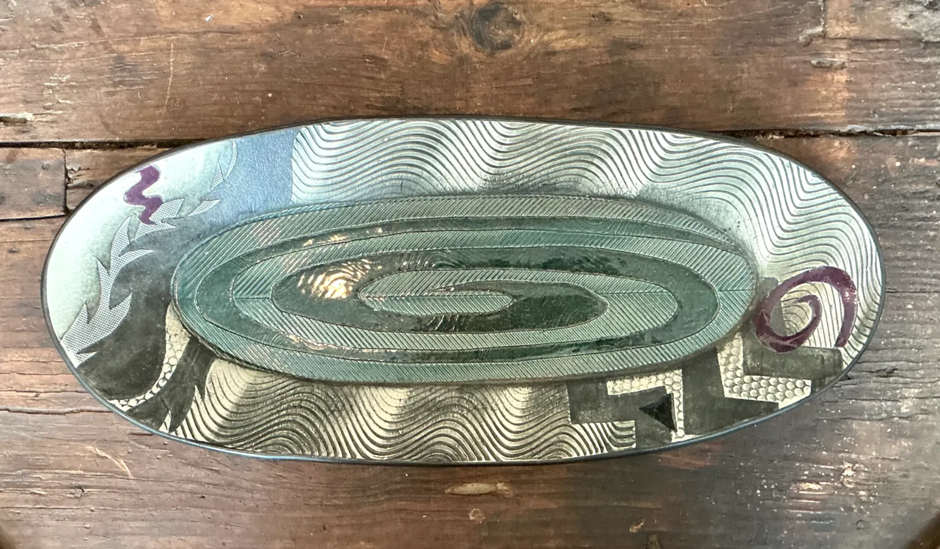 Vintage Geometric Patterned Pottery Tray — additional photo 8