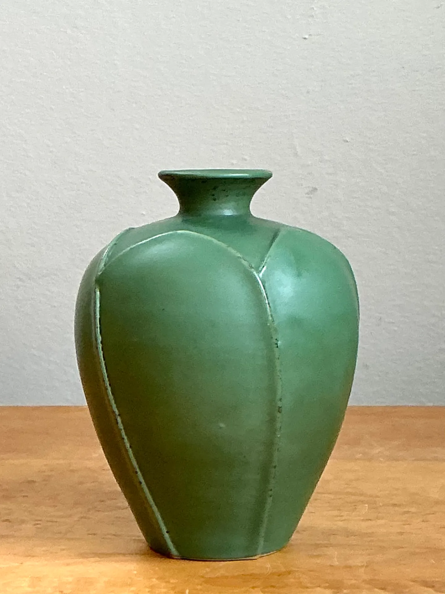 Vintage Geometric Green Ceramic Vase — additional photo 3