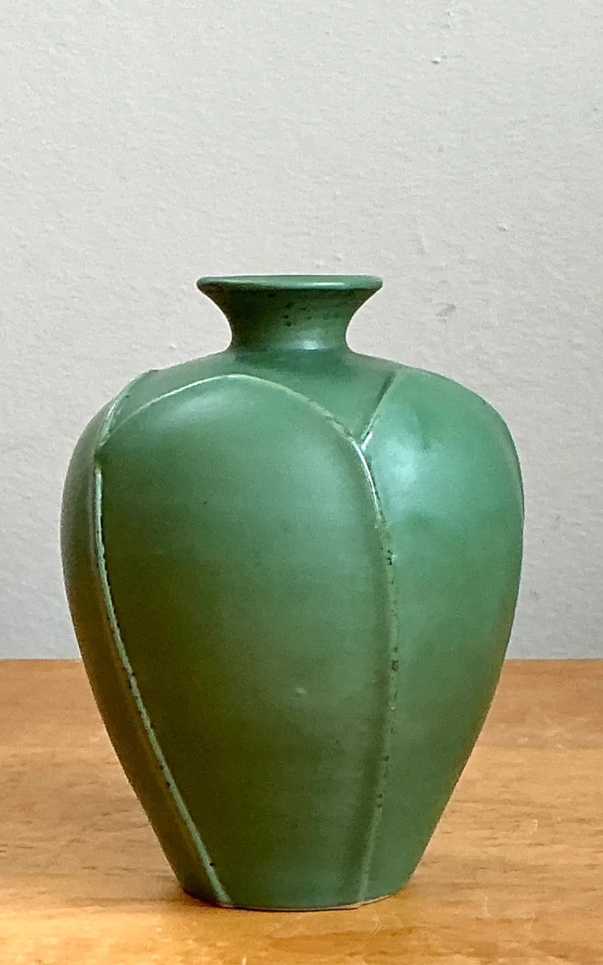 Vintage Geometric Green Ceramic Vase — additional photo 3