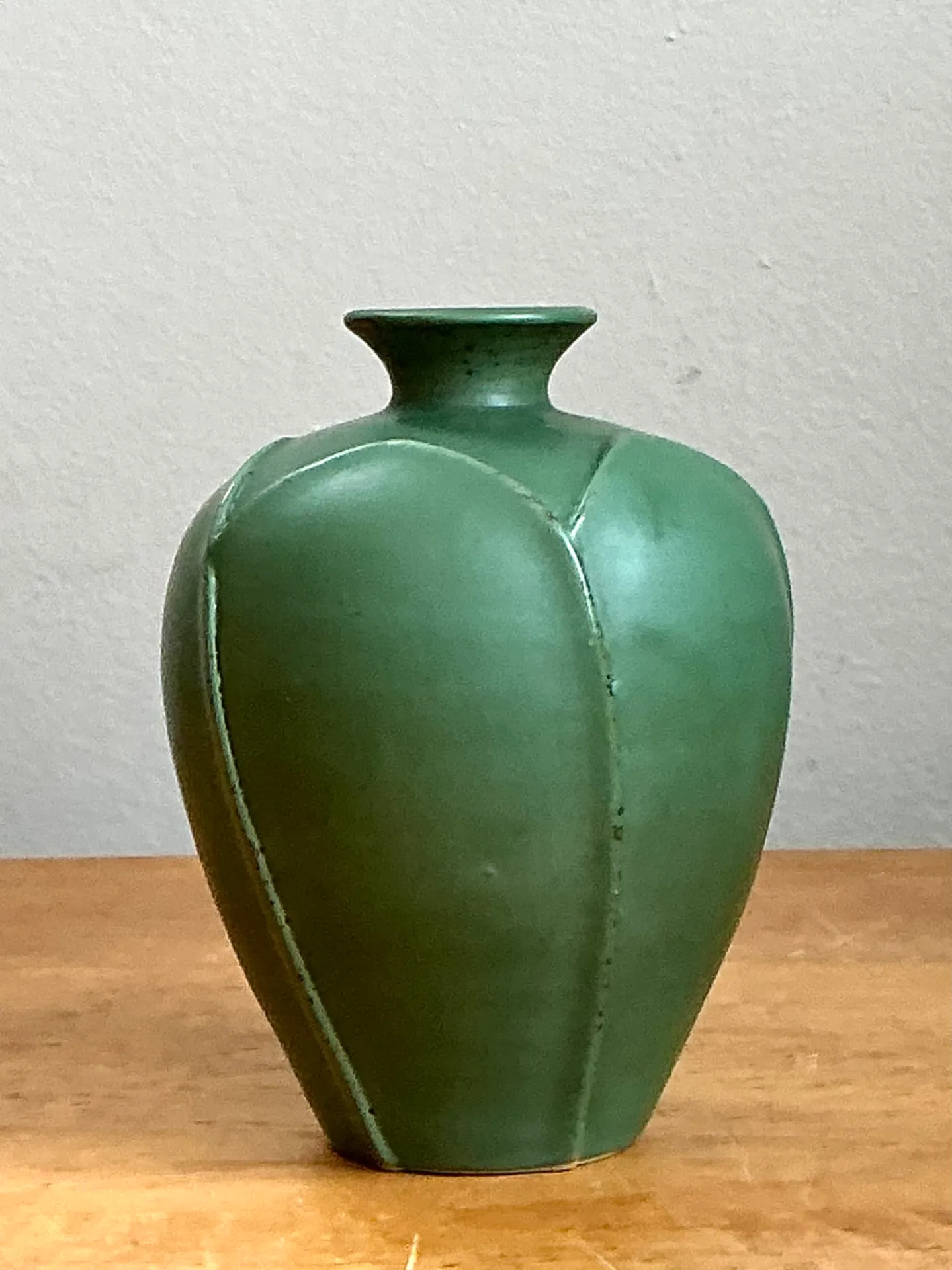 Vintage Geometric Green Ceramic Vase — additional photo 4