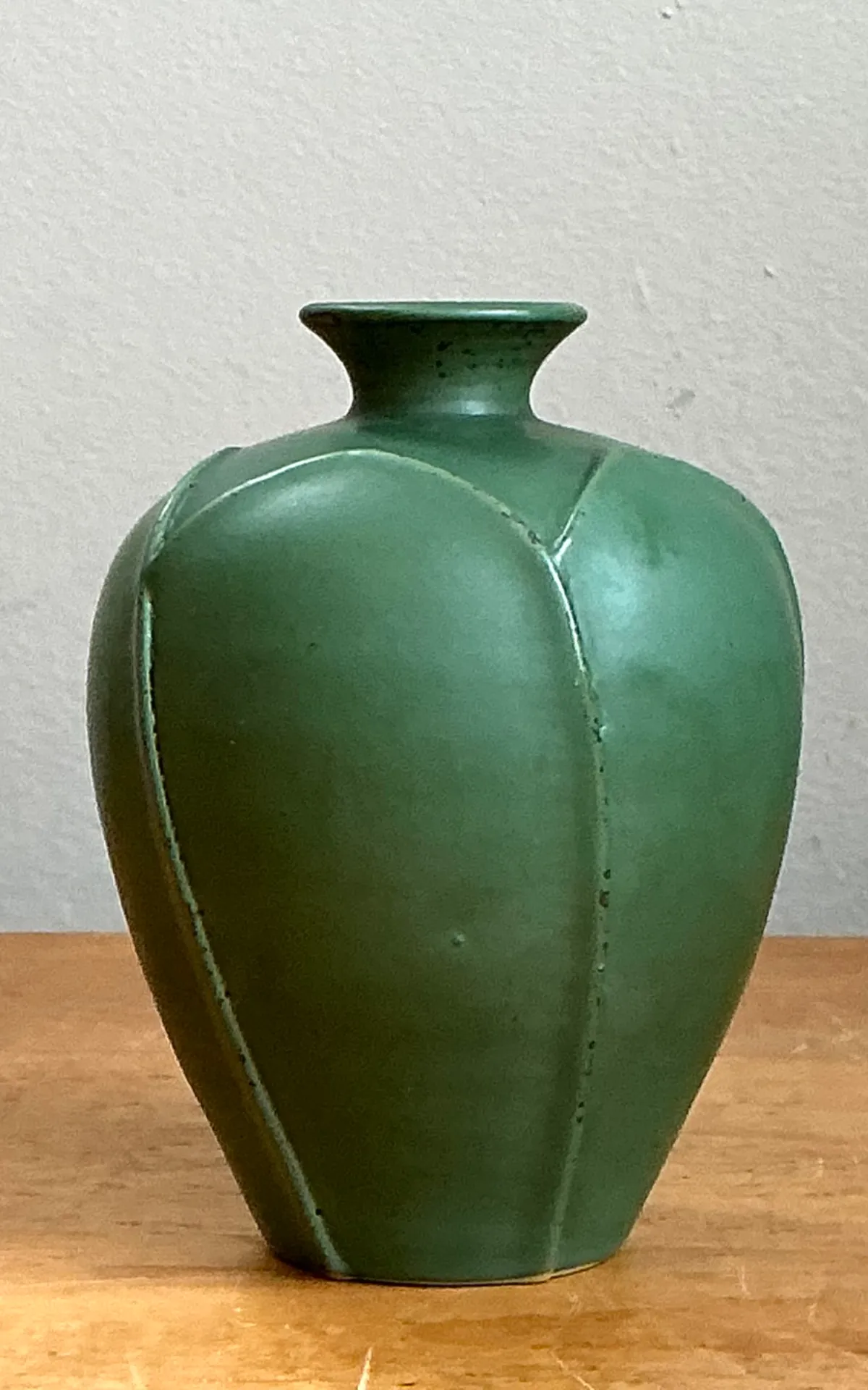 Vintage Geometric Green Ceramic Vase — additional photo 2