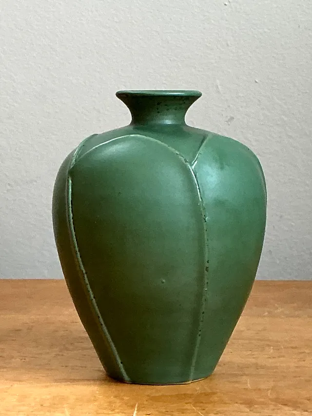 Vintage Geometric Green Ceramic Vase — additional photo 2