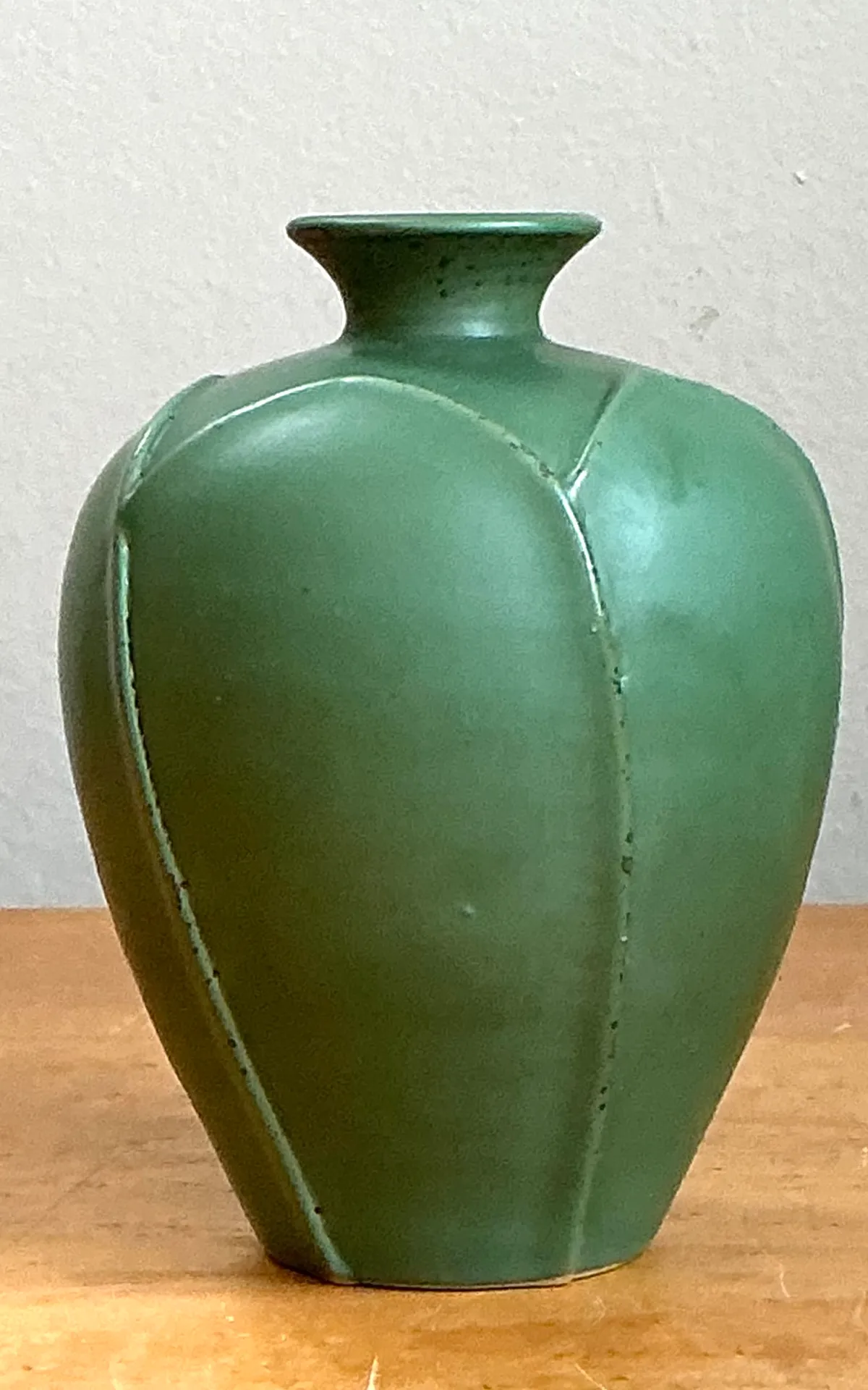Vintage Geometric Green Ceramic Vase — additional photo 7