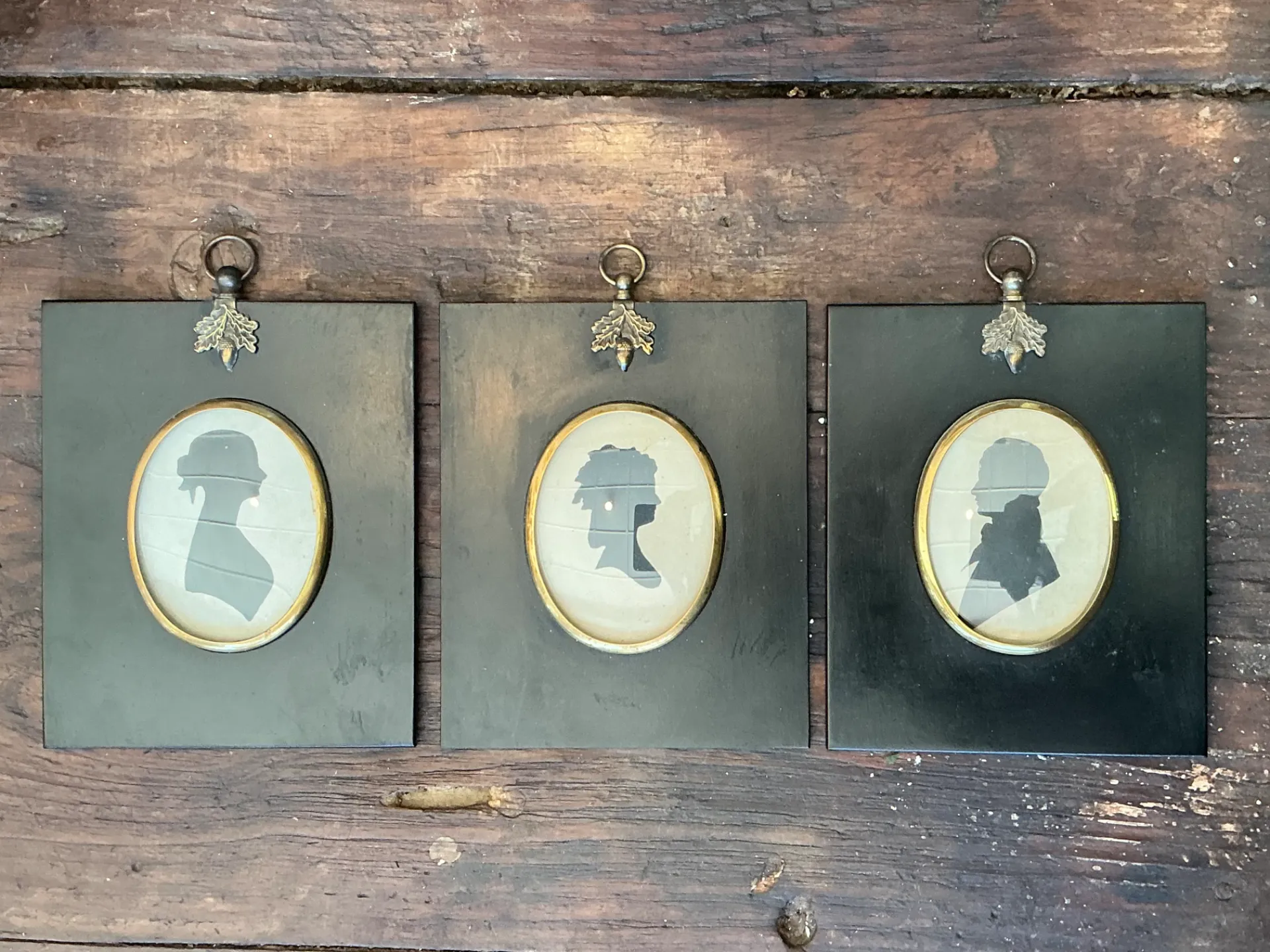 Vintage Silhouette Portraits in Black Frames - Set Of 4 — additional photo 6