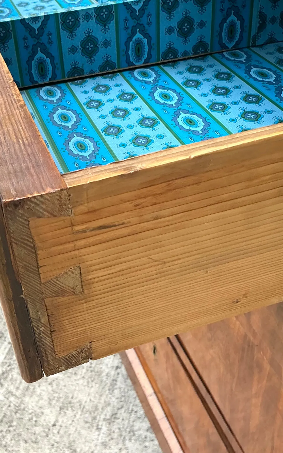 Vintage Birdseye Maple Chest Of Drawers After Biedermeier — additional photo 5