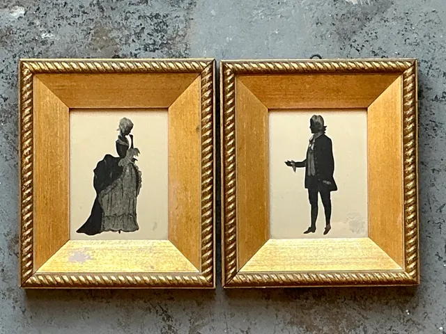 Vintage Silhouette Portraits in Gold Frames - Pair — additional photo 4