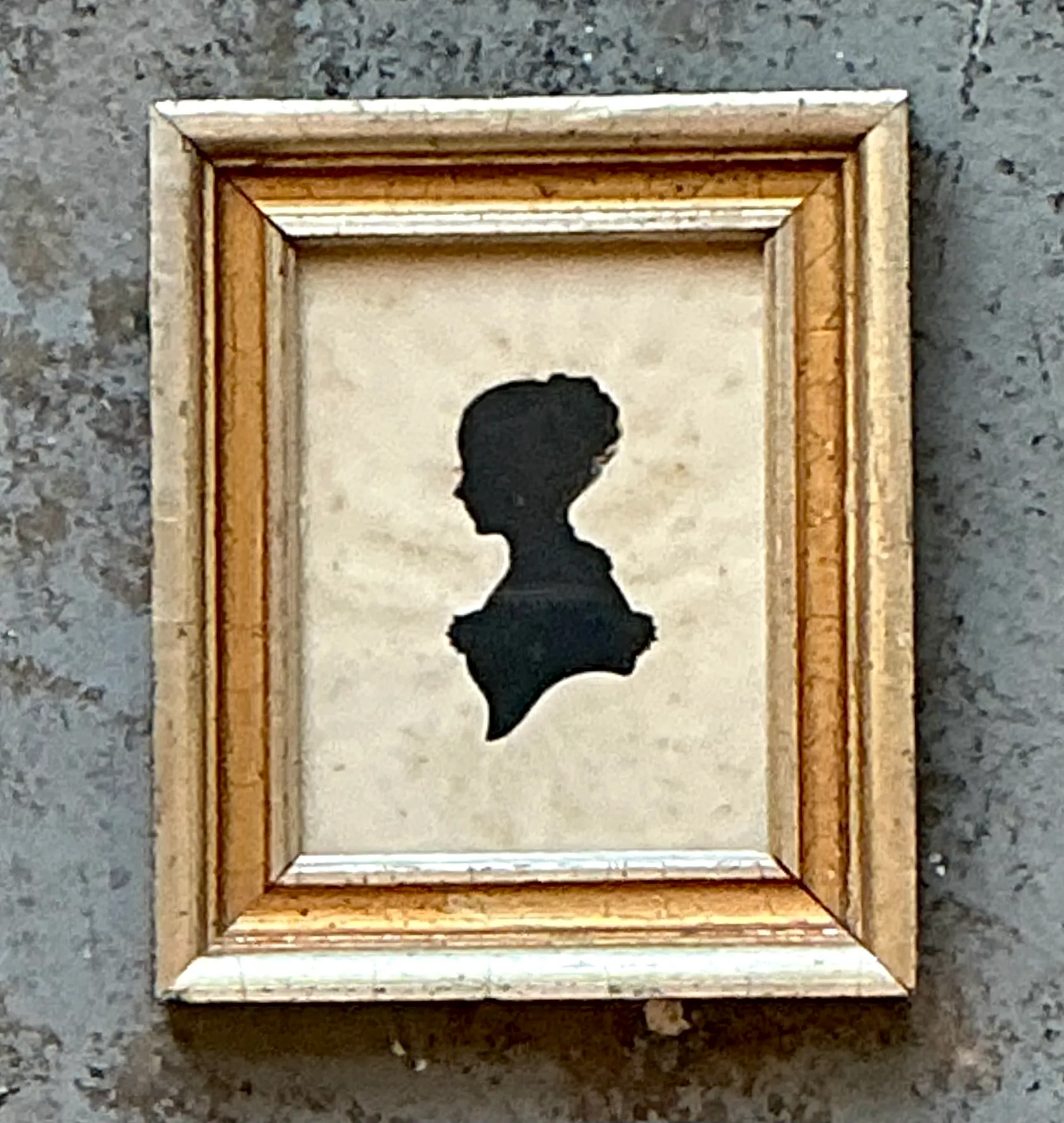 Vintage Silhouette Portrait In Gilt Frame — additional photo 2