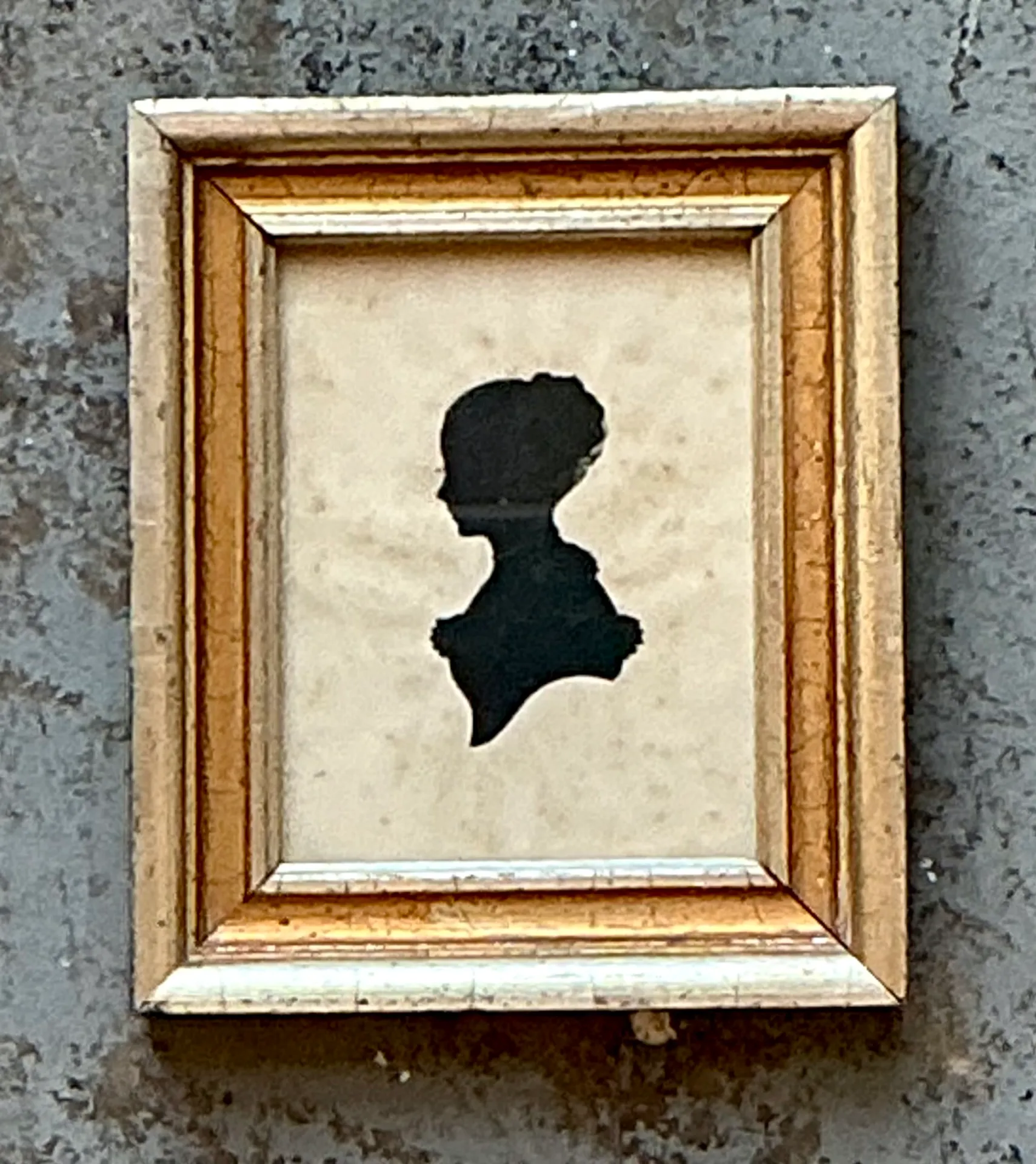 Vintage Silhouette Portrait In Gilt Frame — additional photo 1