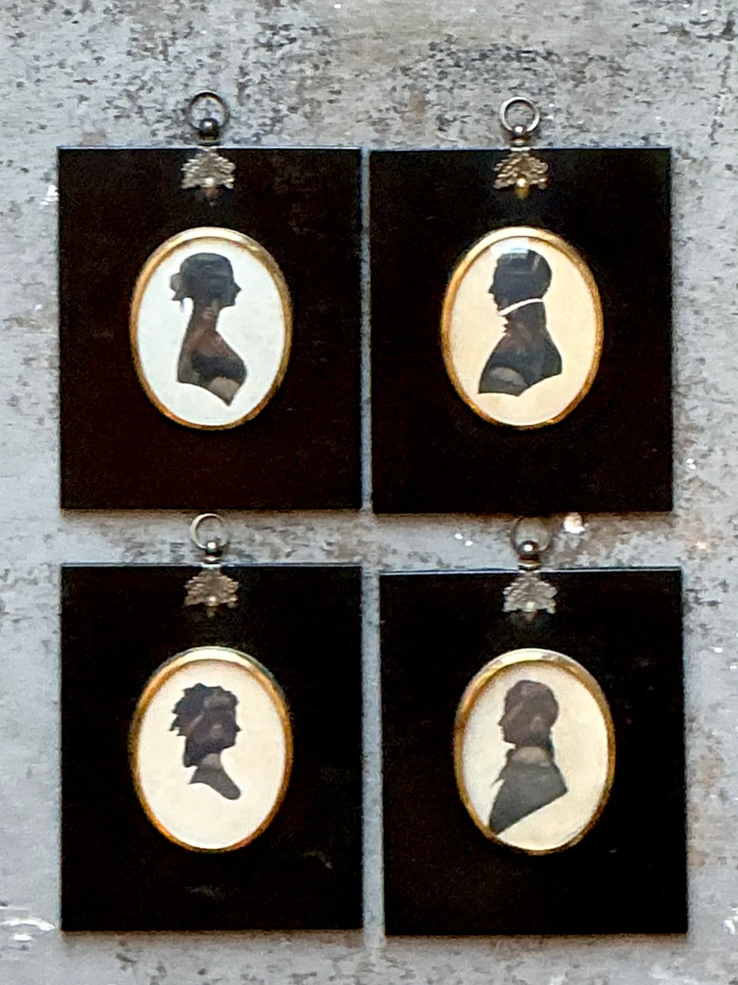 Vintage Silhouette Portraits in Black Frames - Set Of 4 — additional photo 7