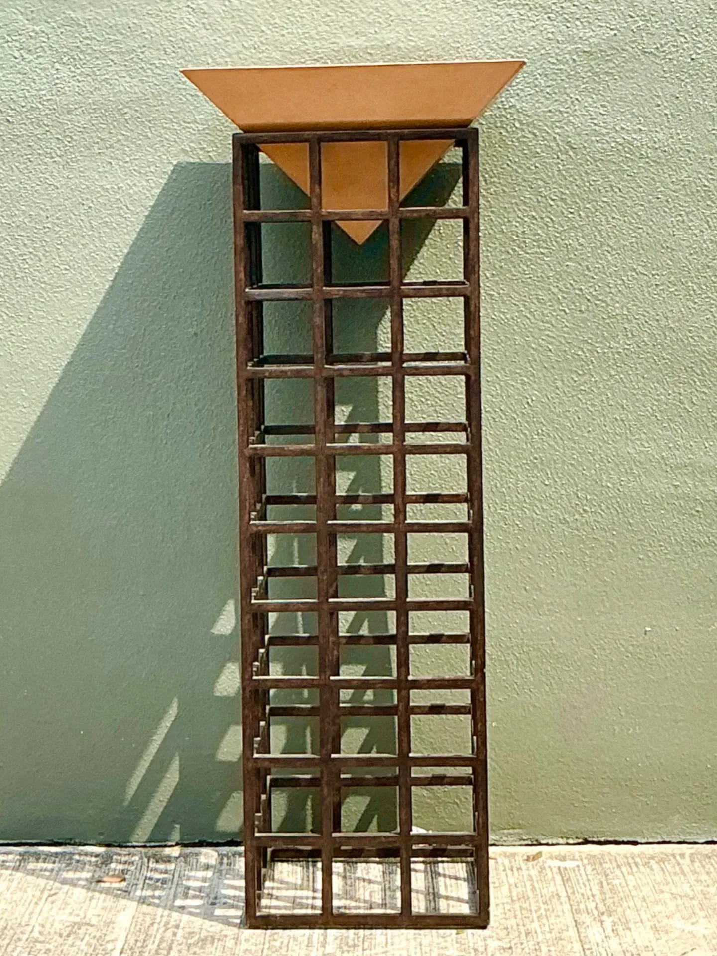 Vintage Grid Design Metal Stand — additional photo 5