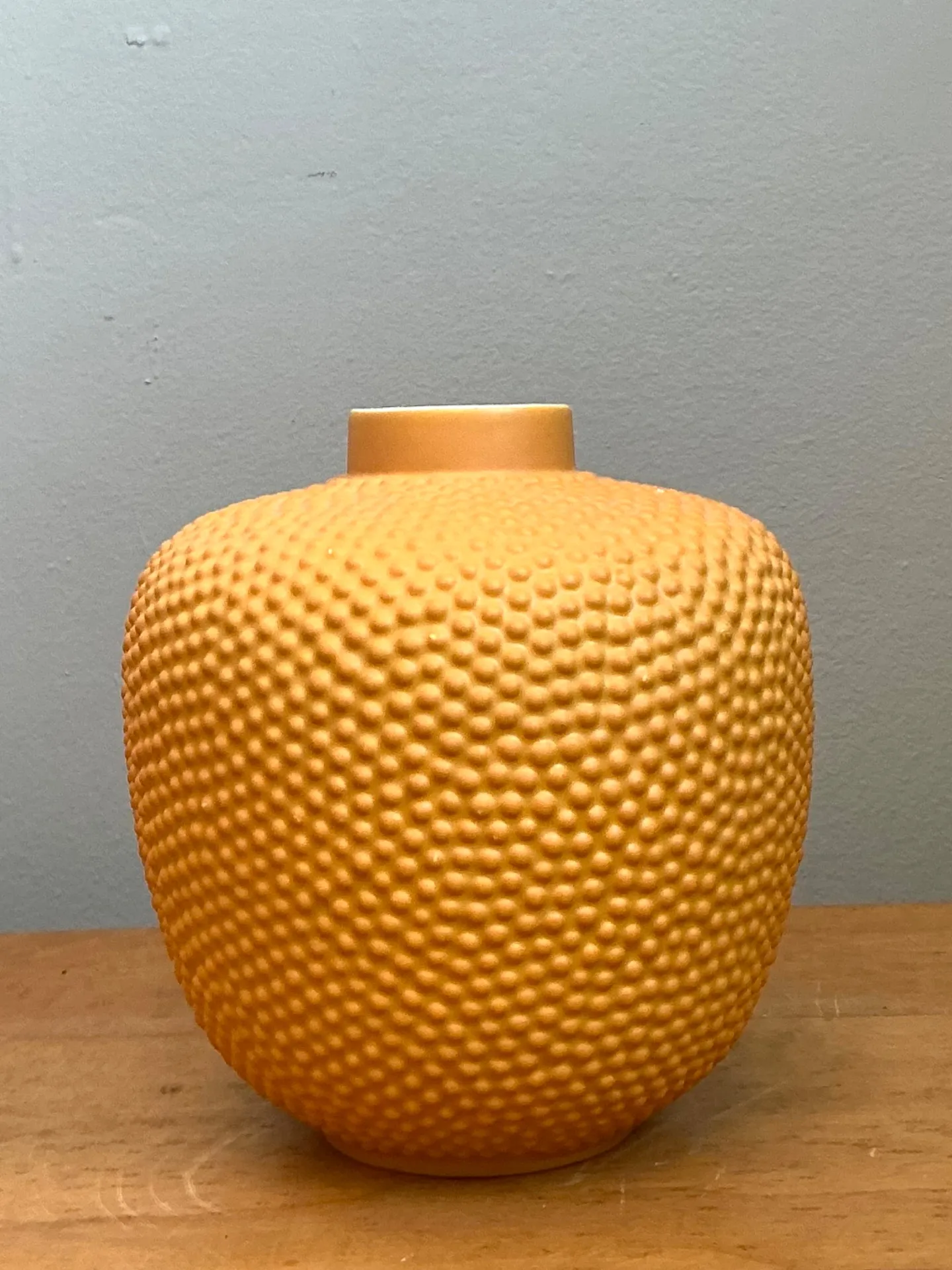 Mid-Century Modern Swiss Orange Ceramic Vase — additional photo 6