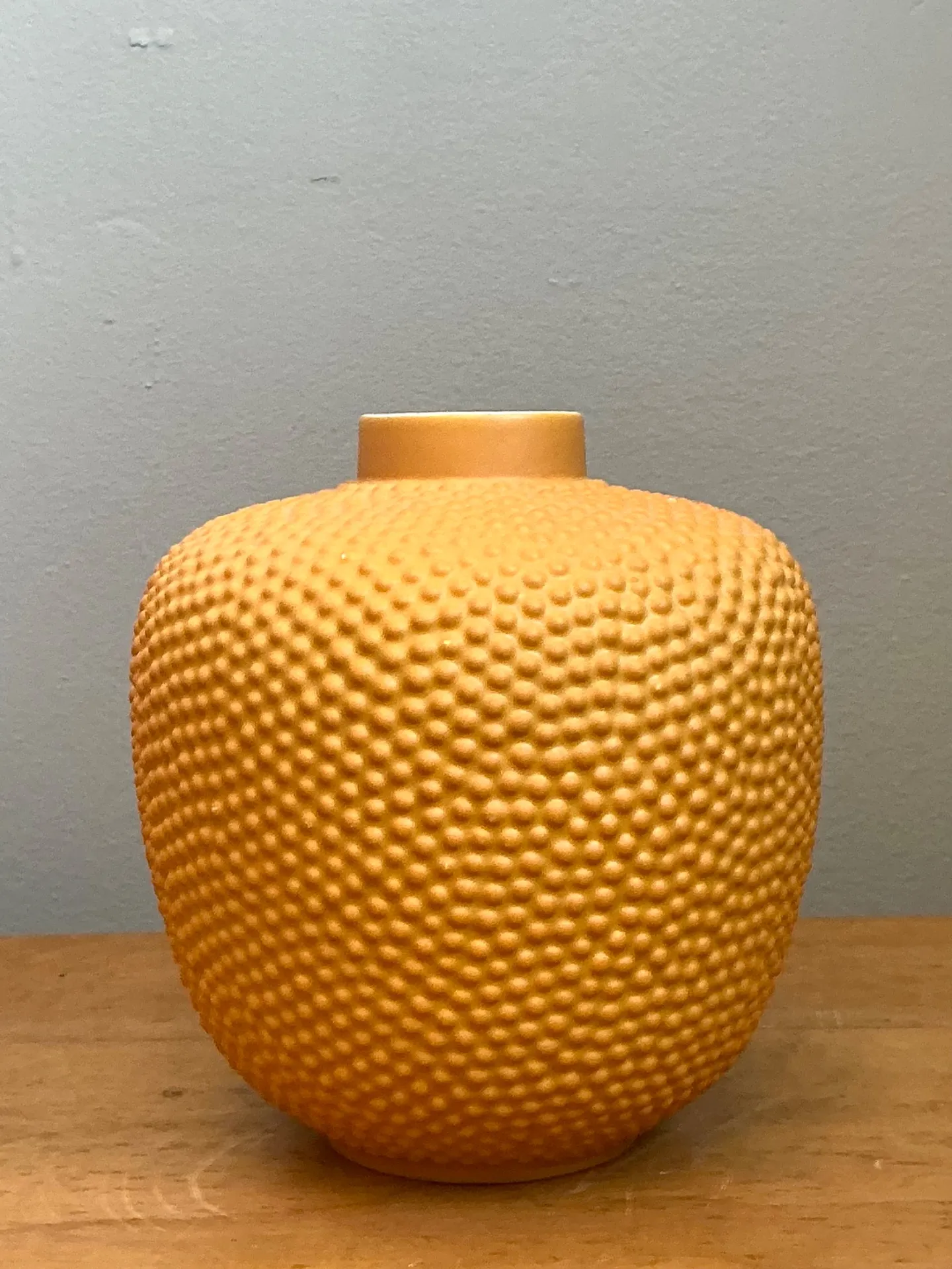 Mid-Century Modern Swiss Orange Ceramic Vase — additional photo 8