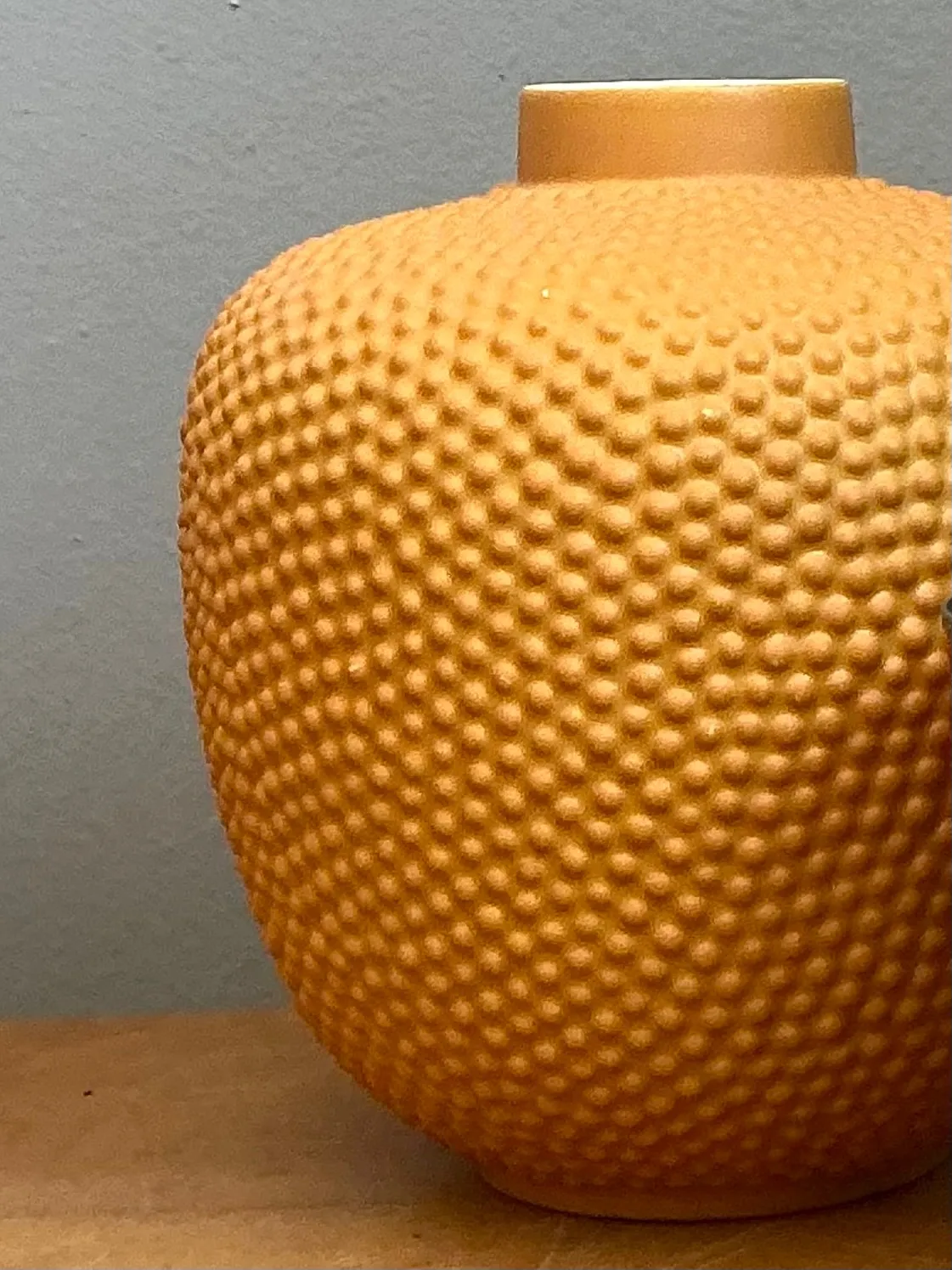 Mid-Century Modern Swiss Orange Ceramic Vase — additional photo 3