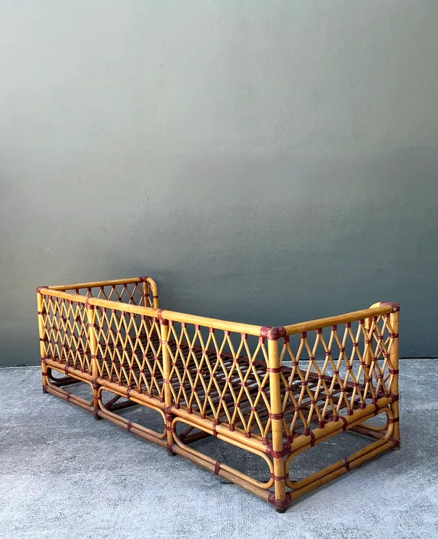 Vintage Trellis Rattan Sofa — additional photo 5
