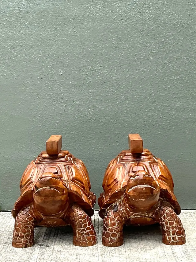 Vintage Carved Wood Turtle Coffee Table Pedestal — additional photo 3