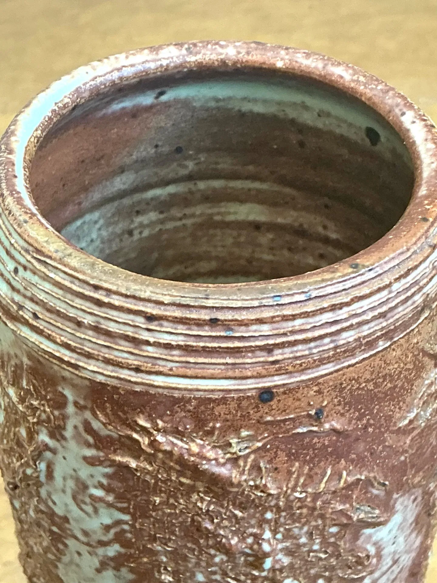 Vintage Brown Textured Studio Pottery Vase — additional photo 6