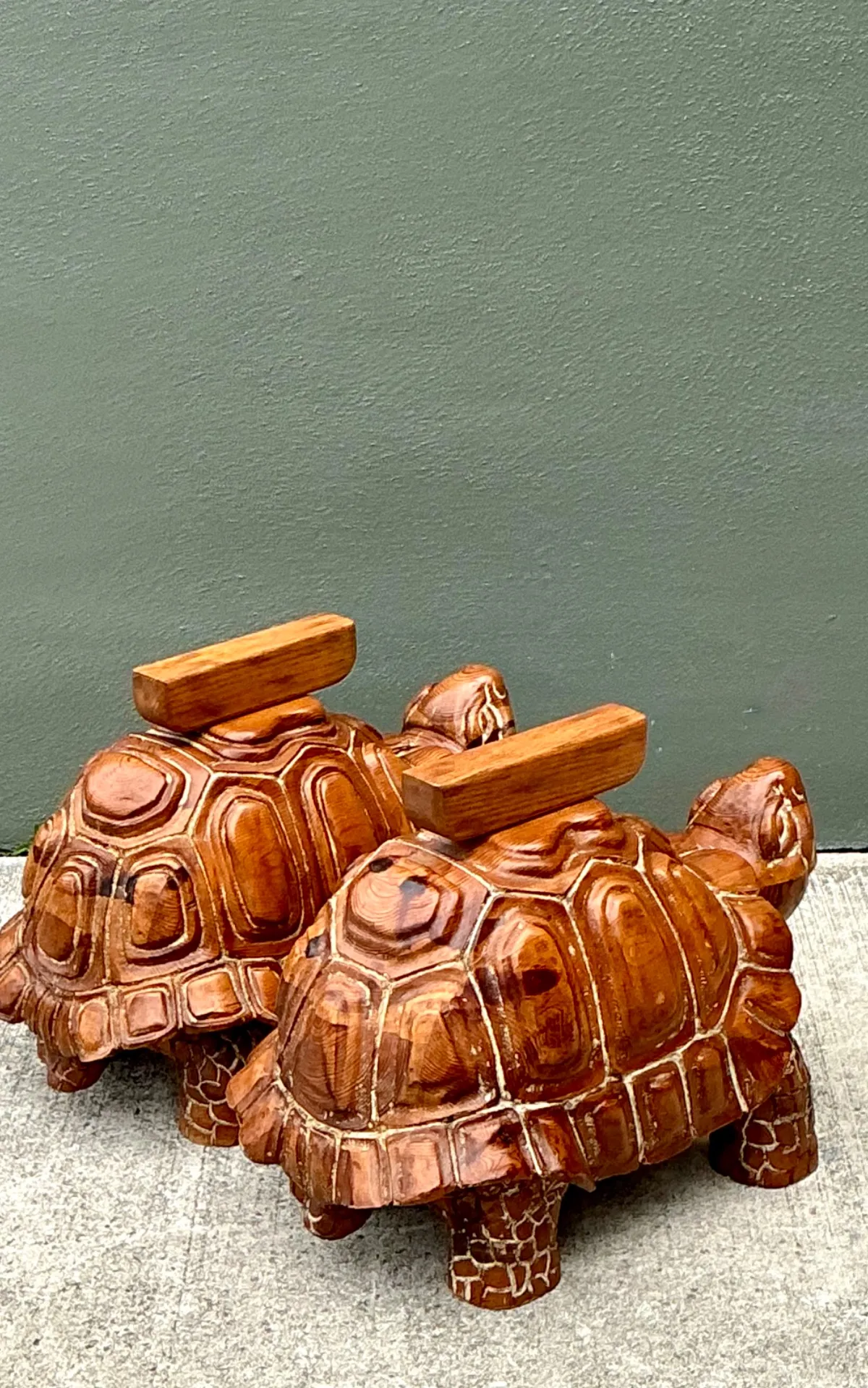 Vintage Carved Wood Turtle Coffee Table Pedestal — additional photo 2