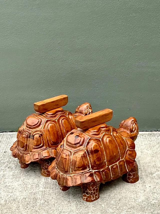 Vintage Carved Wood Turtle Coffee Table Pedestal — additional photo 2